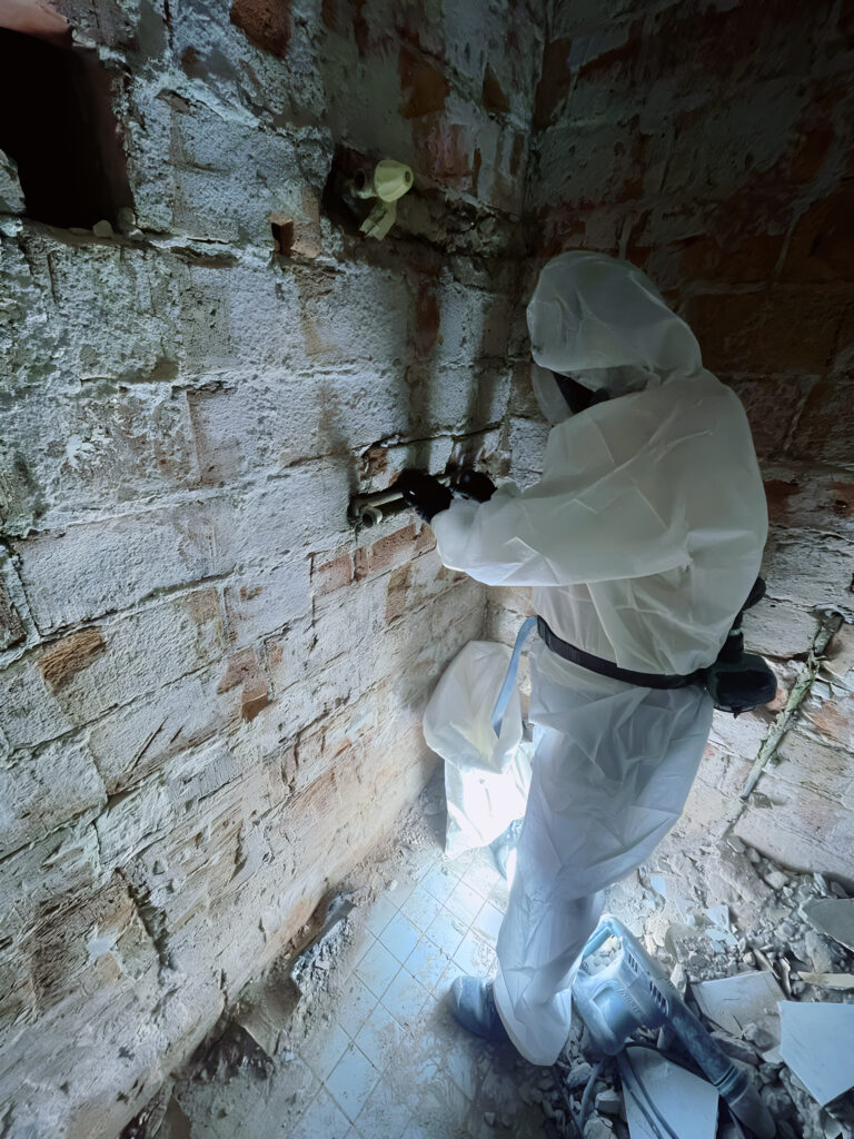 549C9E7B-F1D4-4BD0-908E-B4E16EA73B12